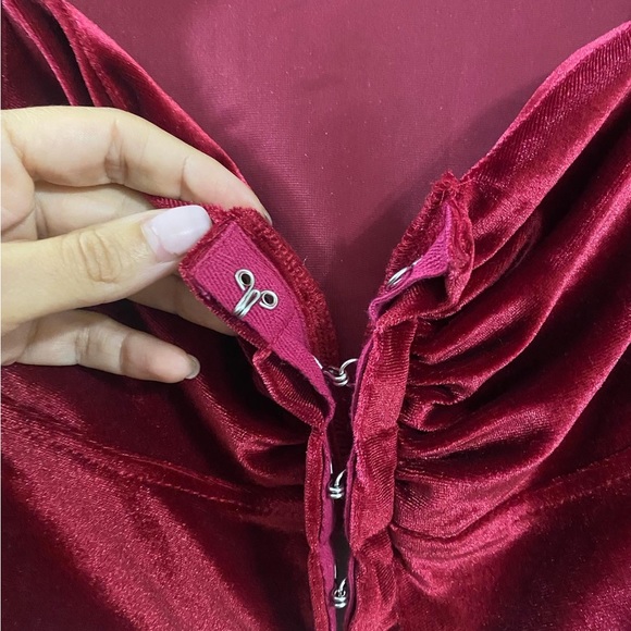 🛍️VELVET CORSET TOP - Picture 6 of 7
